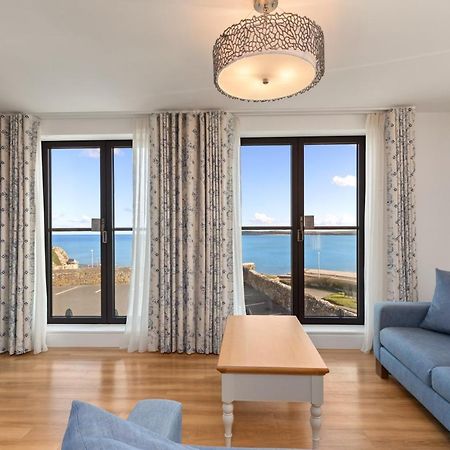Apartment 8 Waterstone House - Luxury Apartment, Sea Views, Pet Friendly Tenby Exteriör bild