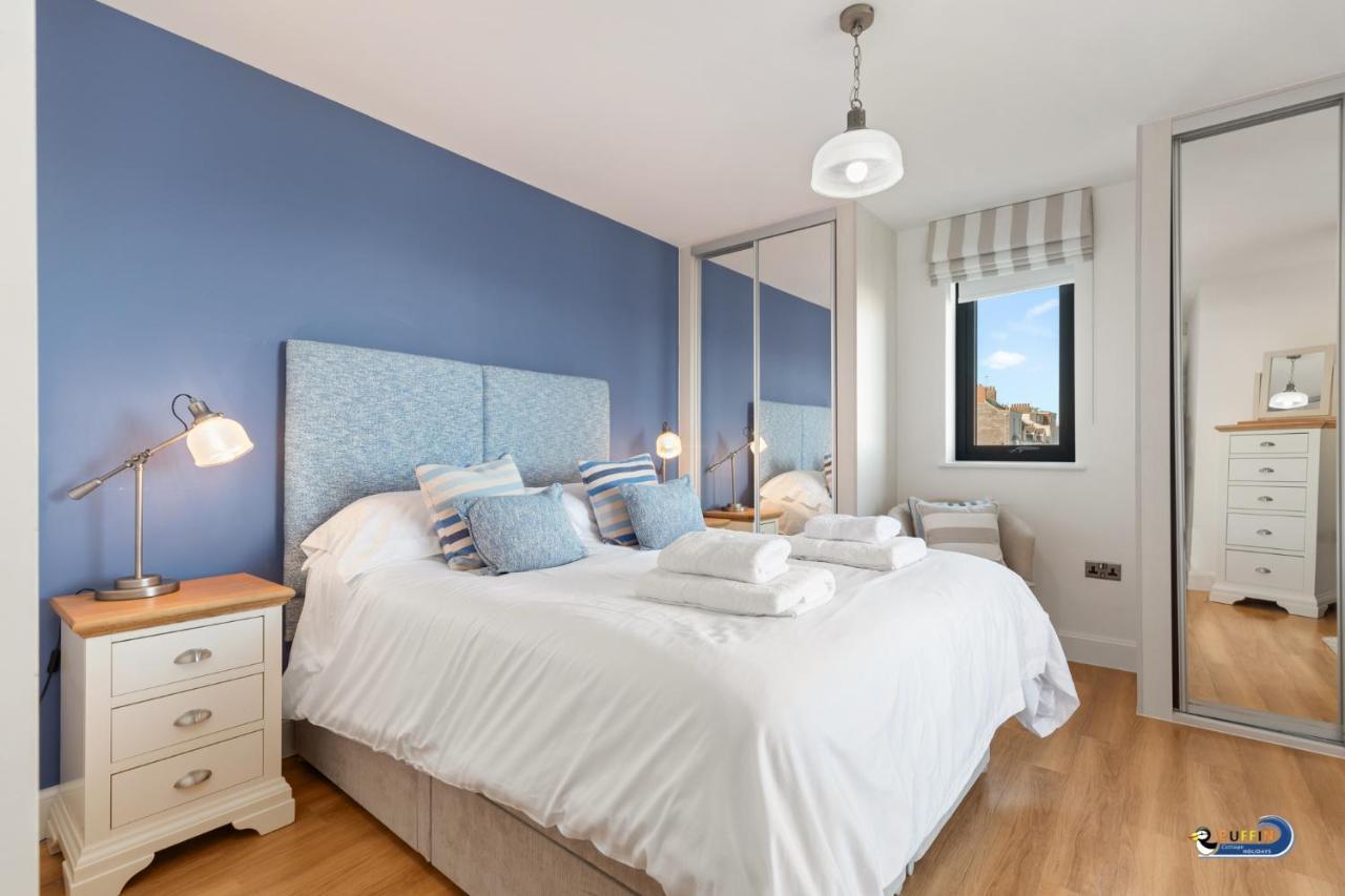 Apartment 8 Waterstone House - Luxury Apartment, Sea Views, Pet Friendly Tenby Exteriör bild